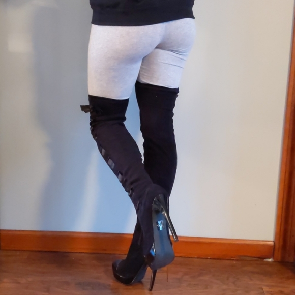 Colin Stuart Knee High Boots size 8 - Picture 5 of 7